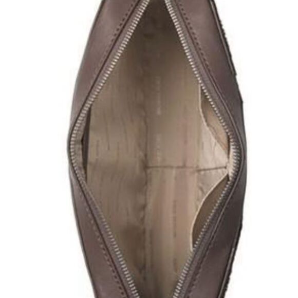 Michael Kors genuine Diamond Grommet Crossbody Leather Bag CINDER Neutral - Picture 7 of 12